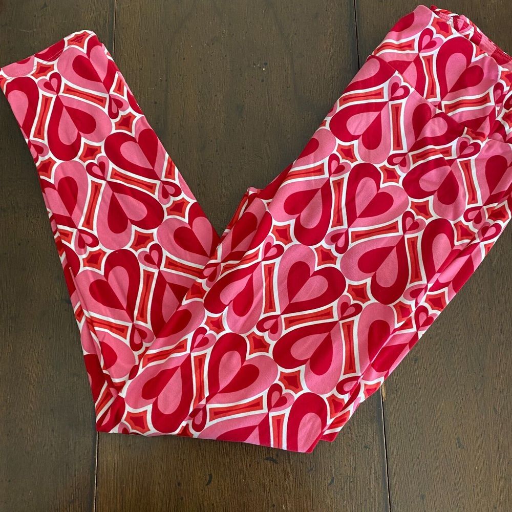 LuLaRoe Leggings Women's‎ Tall & Curvy Pink Red Heart Print Pull-On Performance